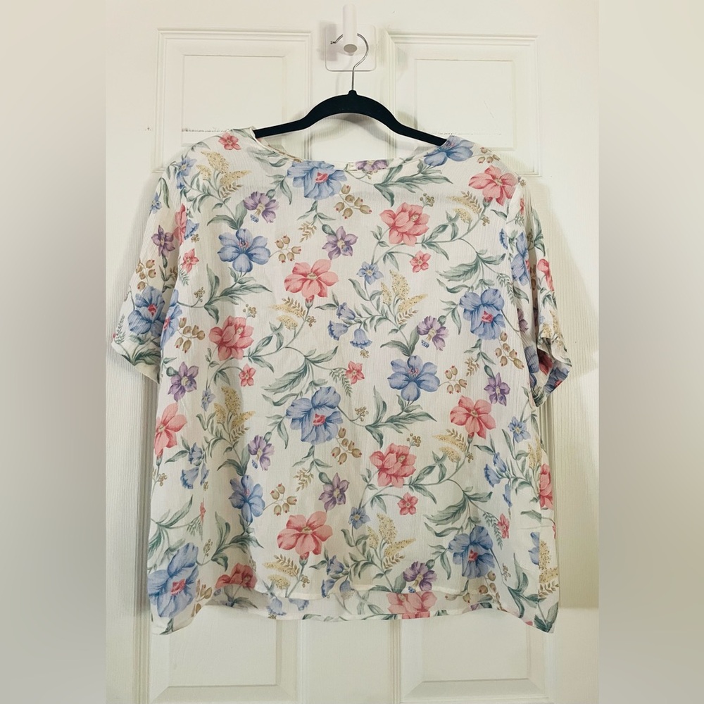 Jaclyn Smith White Short-Sleeve Tee with Pink & Blue Floral Print